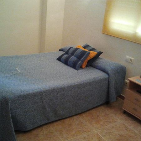 Hostal Arneva Orihuela Buitenkant foto