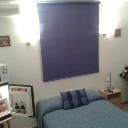 Hostal Arneva Orihuela Buitenkant foto