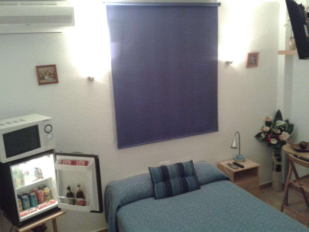 Hostal Arneva Orihuela Buitenkant foto